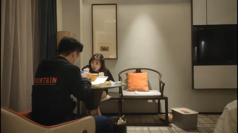 熟女少妇 妇女收割机 胖子传媒工作室 深夜肥臀大奶熟女【1v+550m】