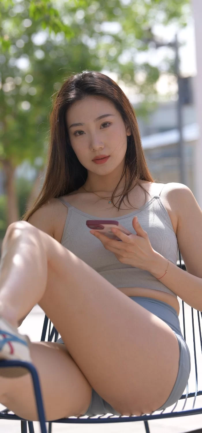 御姐 一始街拍作品 - 波尔多也是一种颜色【694p+806MB】