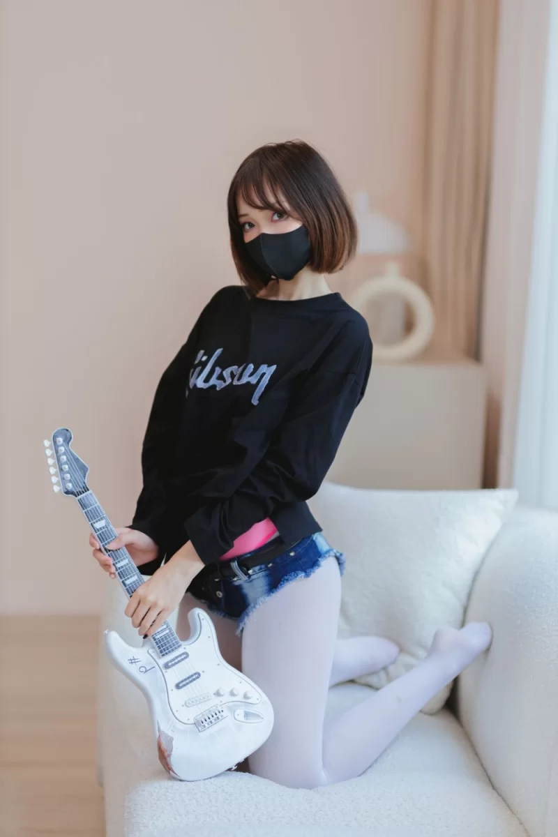 国产coser 洛桑w伊梓 升玖老师 [38P-406MB]【38P+406M】