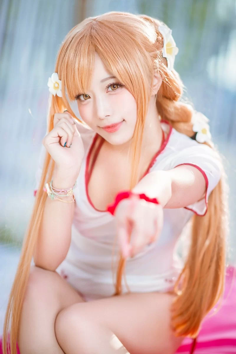 国产coser 切切celia 亚丝娜泳装 [21P-191M]【21P+191M】
