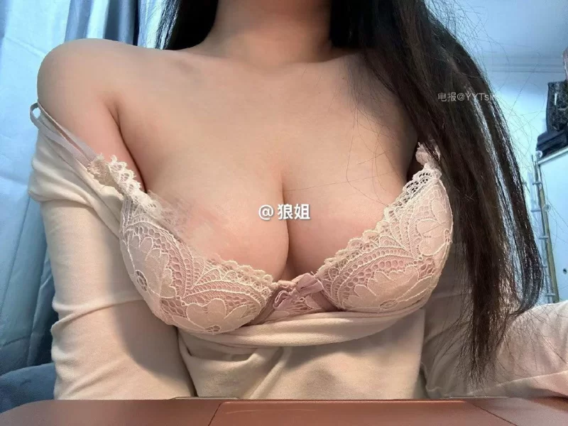 抖音一p狼（钰钰魅魔）（狼姐很赞）微密圈合集【NPNV+2.58G】