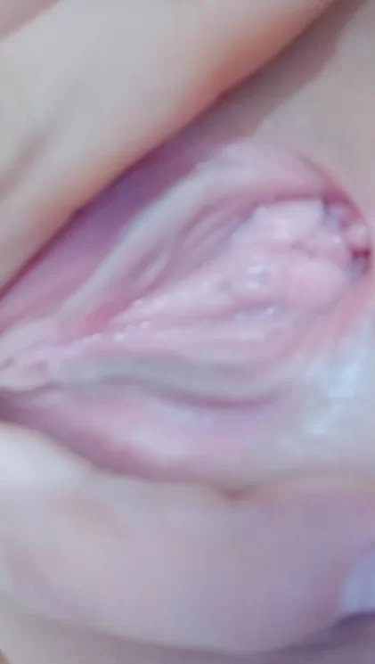 自拍 文静超高颜值女神 白虎粉嫩美穴手指扣入 1V-321M【1V+321M】