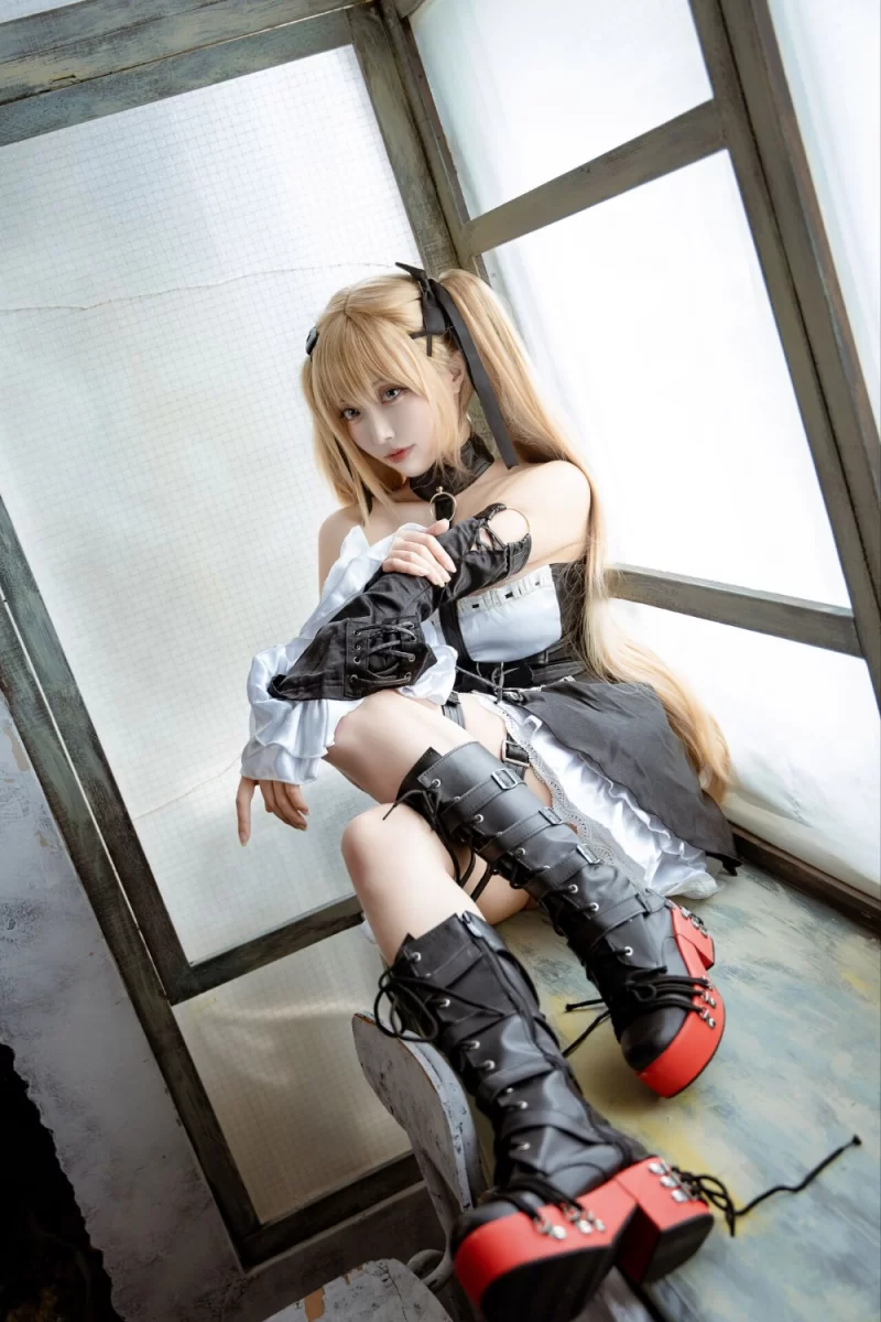 国产coser 切切celia－ 玛丽萝丝 [33P／201MB]【33P+201M】