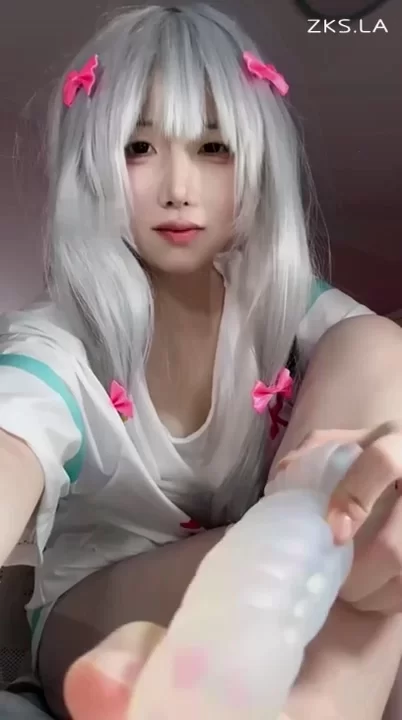 美腿/足控 幼斯酱葱 - 红绿灯 COS和泉纱雾 白毛小萝莉榨精 寸止【1V+1.14GB】