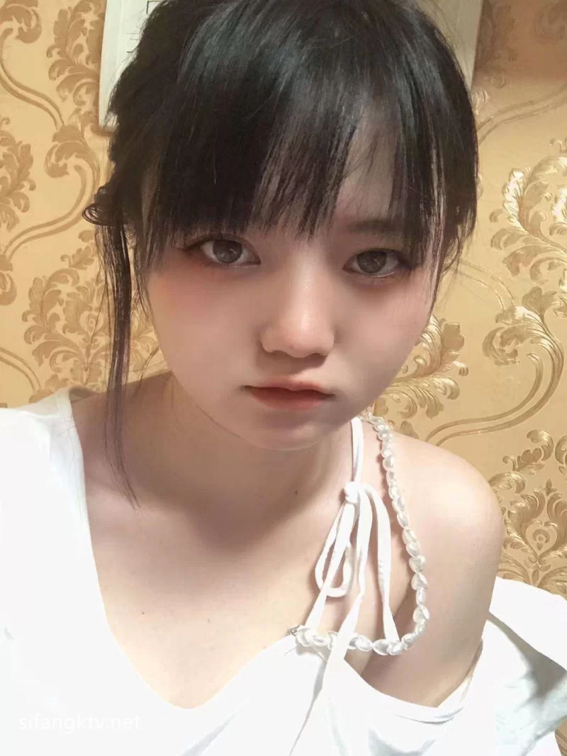 自拍 [云泄密]美发店的女学员和男友之间的私密被渣男曝光【8v+153M】