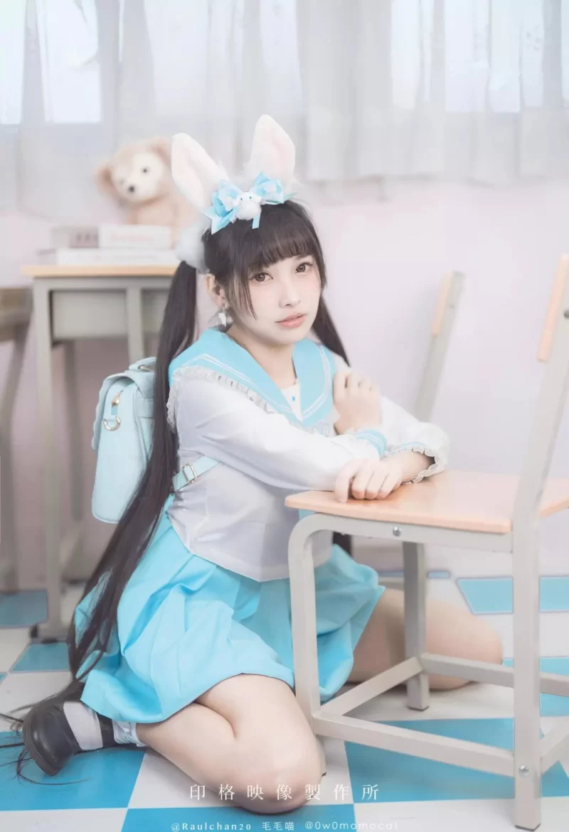 国产coser 慕慕Momo写真合集【npv+7.99g+】
