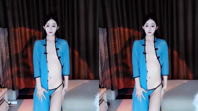 美女御姐 网易CC[欣彤]千元付费群大尺定制热舞，三点全露，热舞【13V+1.93g】
