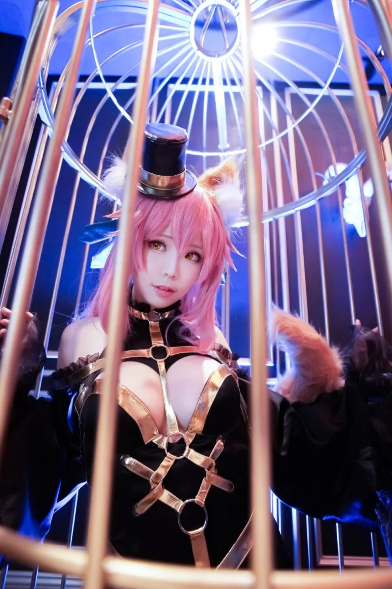 国产coser ElyEE子  玉藻前-万圣节 [31P 115.76 MB]【31P+115M】