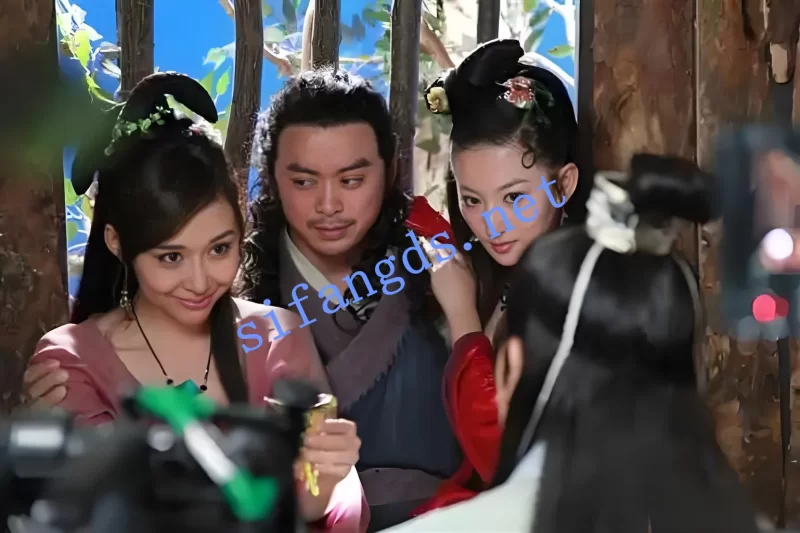 国产模特 中国内地女演员[李宛仪]大尺度露三点 私拍流出【122P+378M】