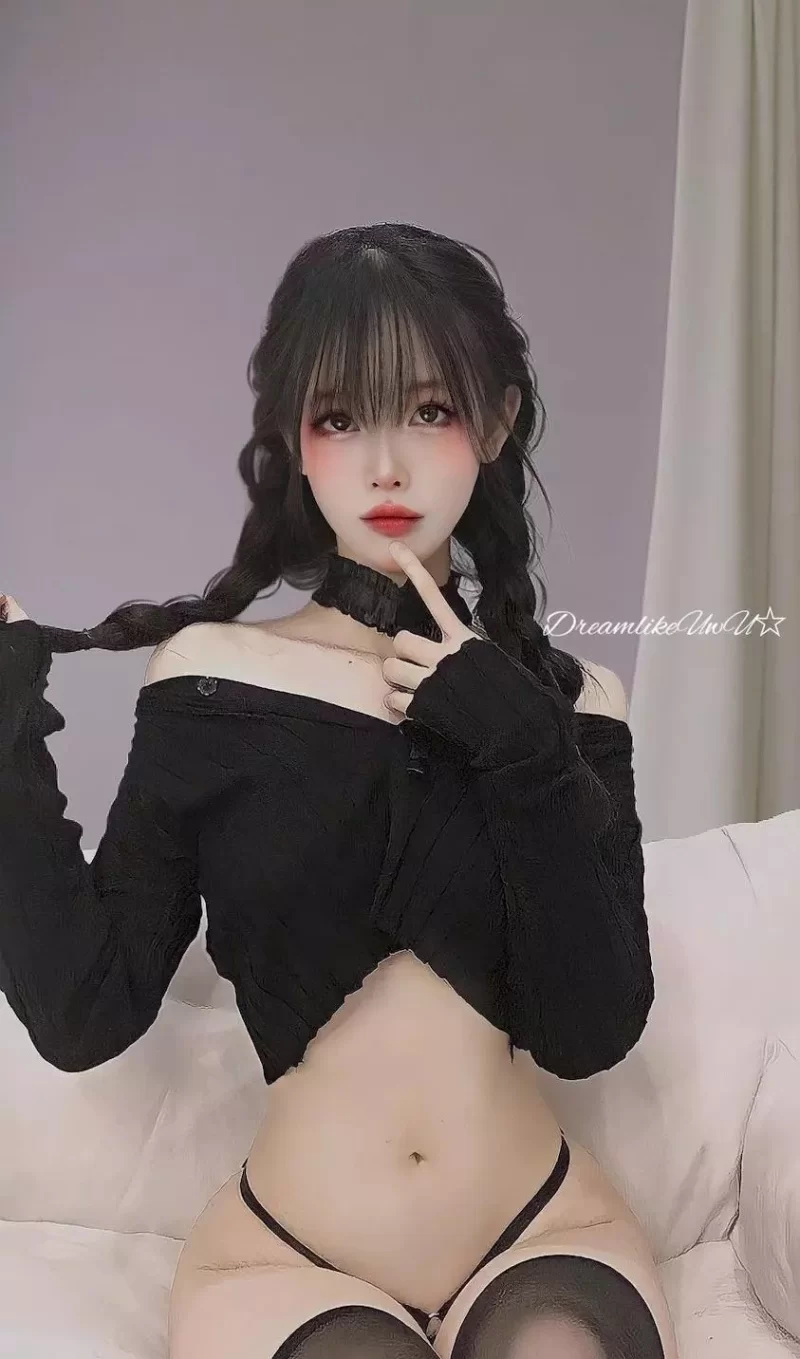 日韩coser DreamlikeUwU写真合集【npv+7.2g+】