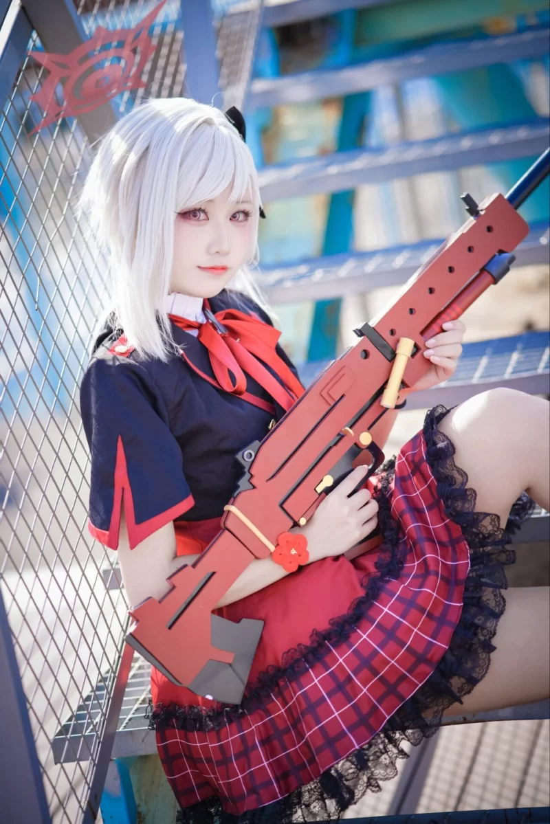 国产coser lunananya 浅黄睦月 [25P 145.81 MB]【25P+145M】
