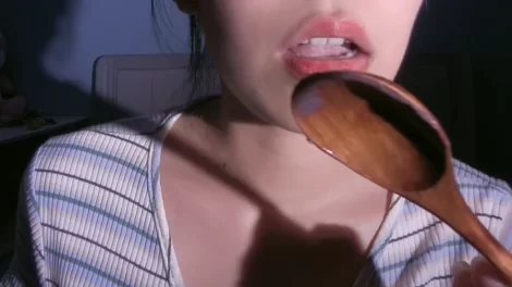 ASMR 菜菜cyl不好吃 木勺 舔【1v+300m】