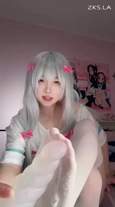美腿/足控 幼斯酱葱 - 红绿灯 COS和泉纱雾 白毛小萝莉榨精 寸止【1V+1.14GB】