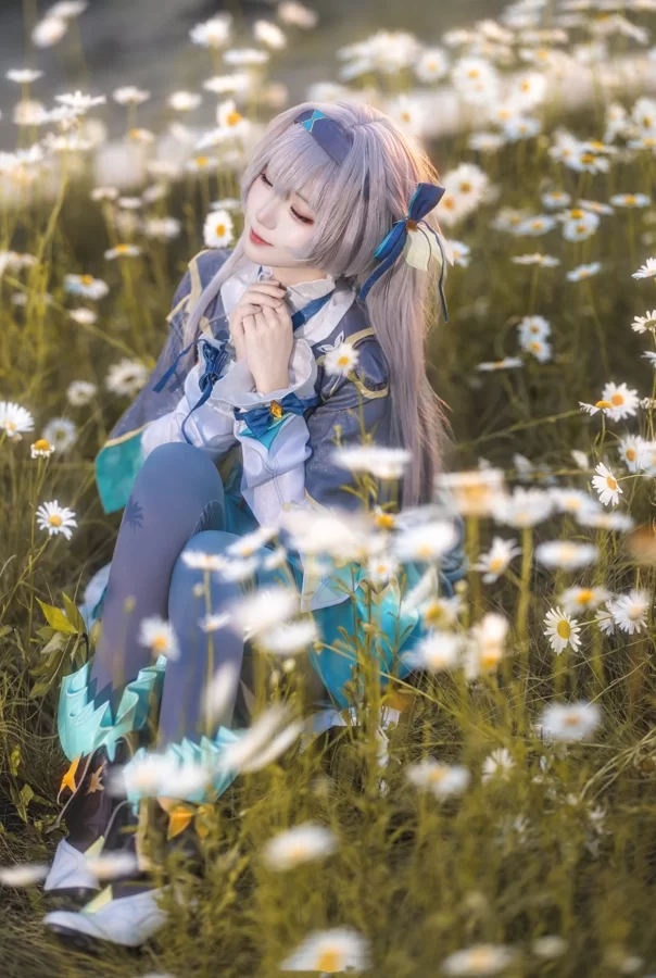 Cosplay [花柒Hana]套图36-39 符玄/流萤/银狼/飞鸟马时[884M/64P/度盘]【NP+884M】