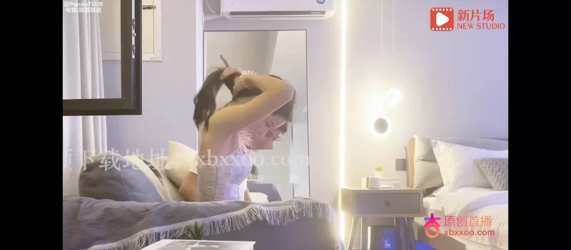 福利姬 杏吧老王 3000约操170大长腿，丰乳肥臀后入水不要太多【1v+400m】