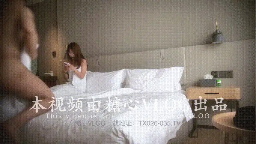 自拍 糖心VlogUp主[龟仙人]反差女大 约操艺校高冷校花 娇小身【1v+373M】