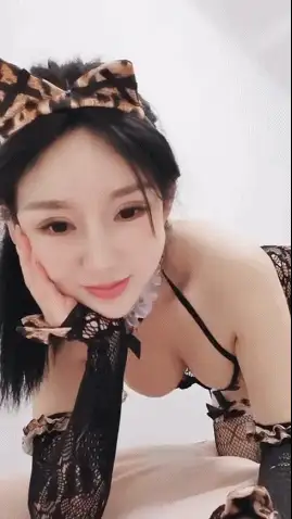 国产主播 极品女探花[喵喵小野猫]约炮粉丝，外围还兼职接客在【128v+64G】