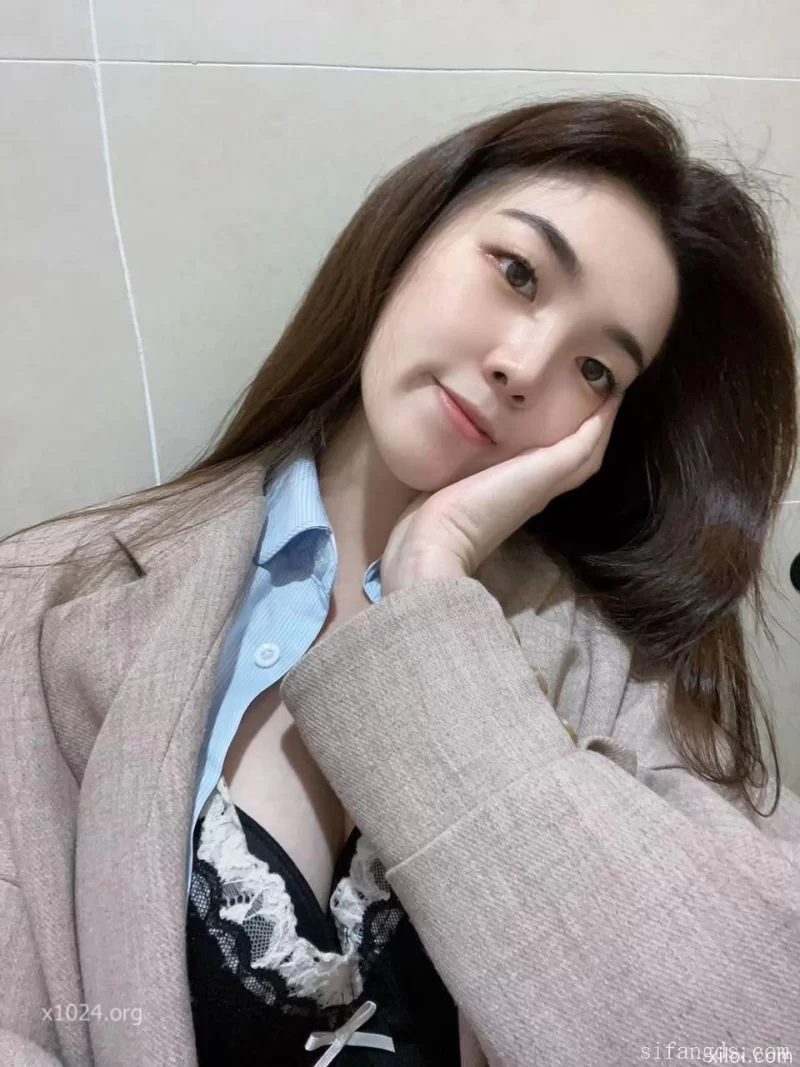 美女御姐 露脸高质量调教大神『BMWZ』大合集，极品良家模特空姐 SM 【65v+749p+2.82g】