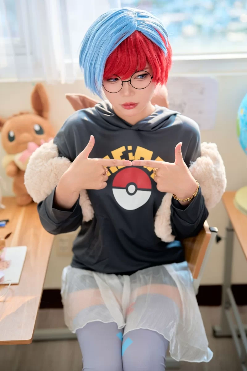 日韩coser ZinieQ  Penny Pokémon Scarlet Violet [40P／303MB]【40P+303M】