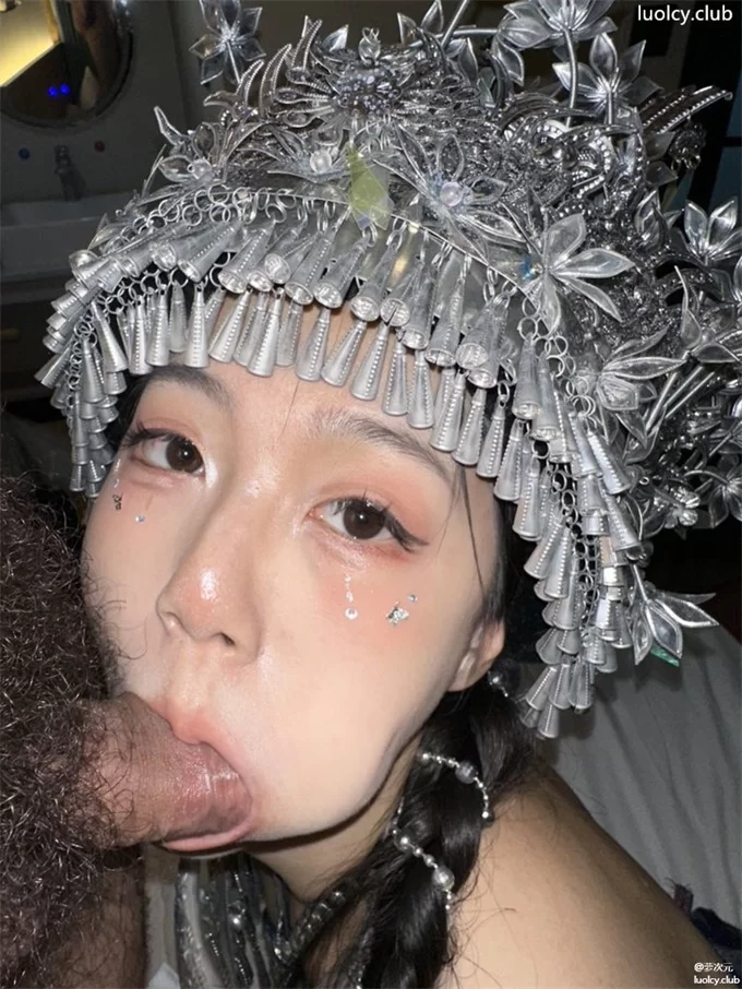 福利姬 fanchaYJS – 顶级推特大佬调教萝莉各种 啪啪合集【86PnV+1.94G】