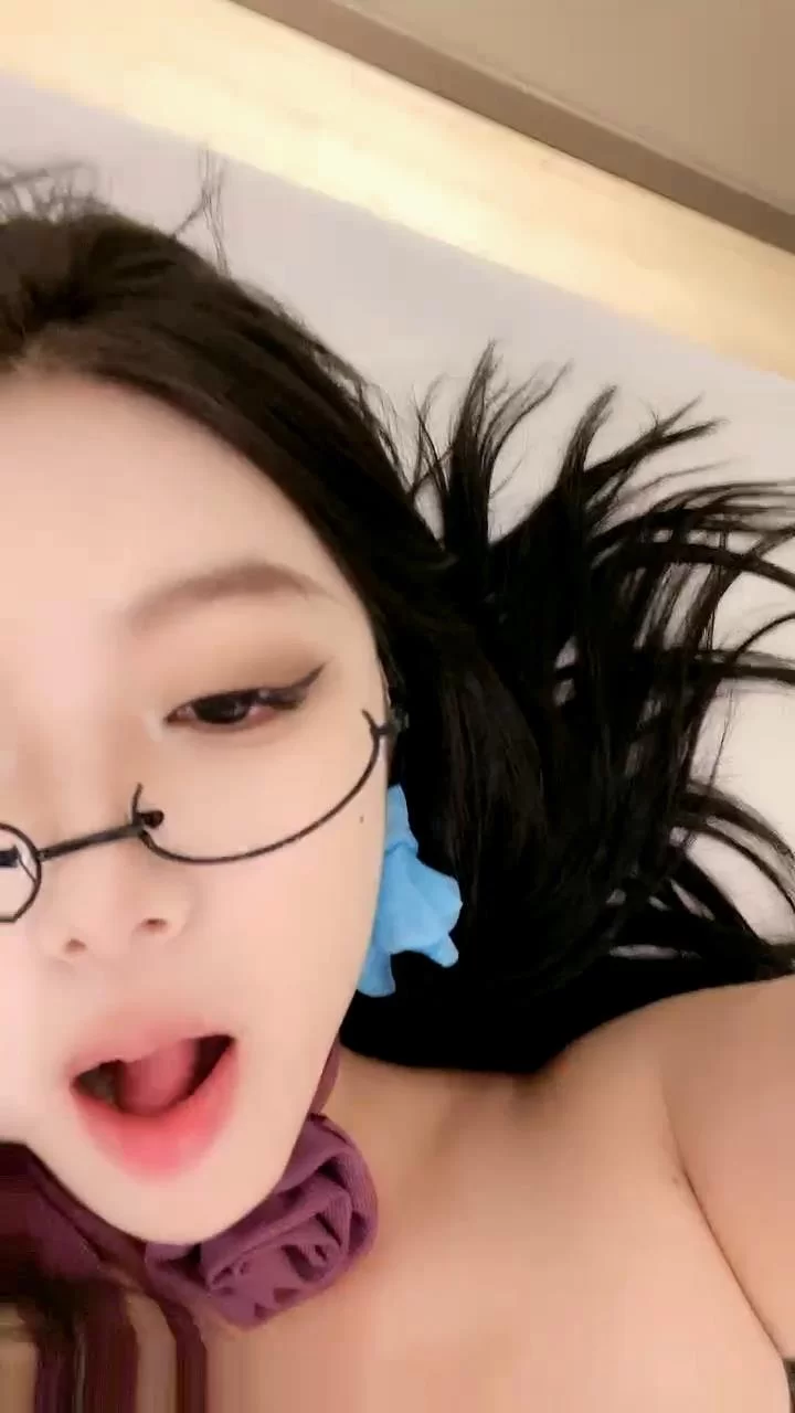 美女御姐 颜值车模小姐姐，酒店炮友操逼，微毛超肥美穴，翘起双【1v+2.09g】