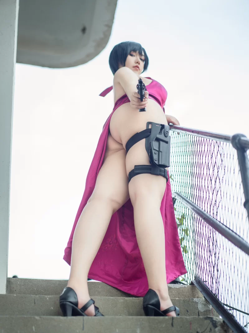 国产coser 麻花酱 生化危机 艾达王[38P1V-515MB]【38p1v+240.m】