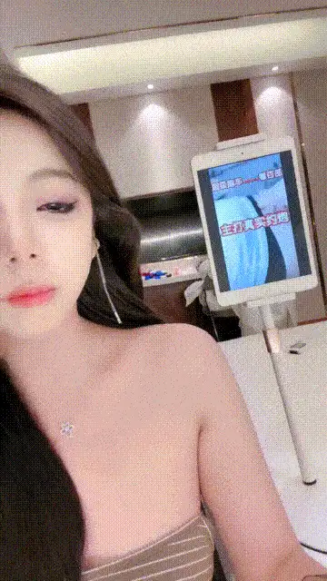 合法萝莉 顶级车模 [女模小草莓]极品身材高颜值大长腿粉鲍 口爆【2+3990MB】