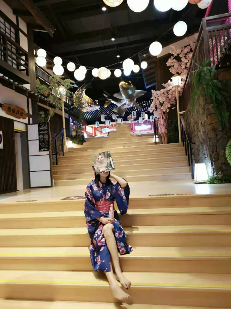 熟女少妇 推特淫妻大神『小枫枫』超级淫乱盛宴，老婆和她闺密 猜【124v+183p+1.68g】