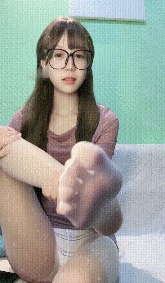 合集 丝足❤️鹿可 6月护士老婆出轨榨精绿帽老公/双技师调顾客【40V+22G】