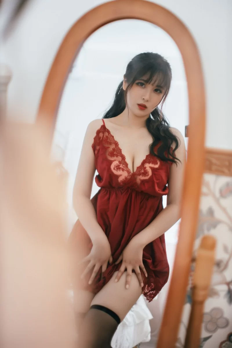 国产coser 轩萧学姐 claret [28P-318MB]【28'P+318M】