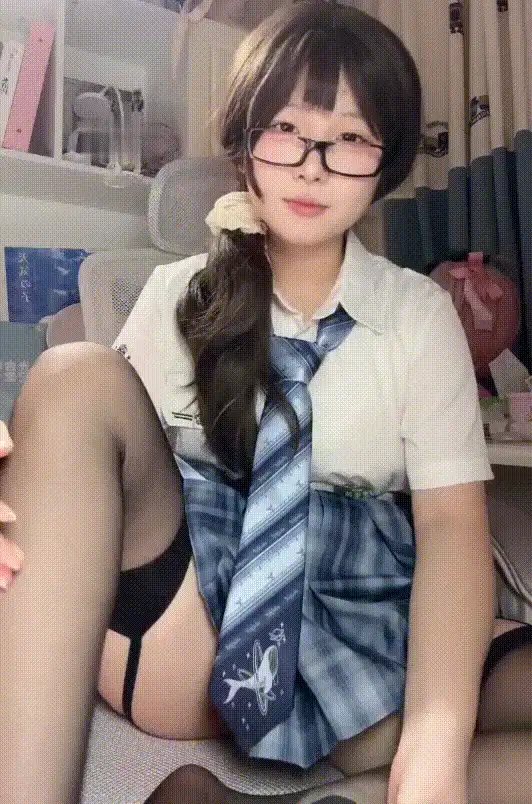 合集 极品幼斯酱葱 ❤️丝足❤️JK双马尾 COS蕾姆/和泉纱雾/胡桃【46v+24G】