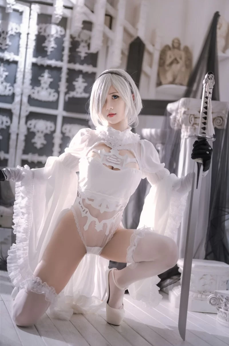 国产coser 桜满三时 2B花嫁 [20P 366MB]【20P+366M】
