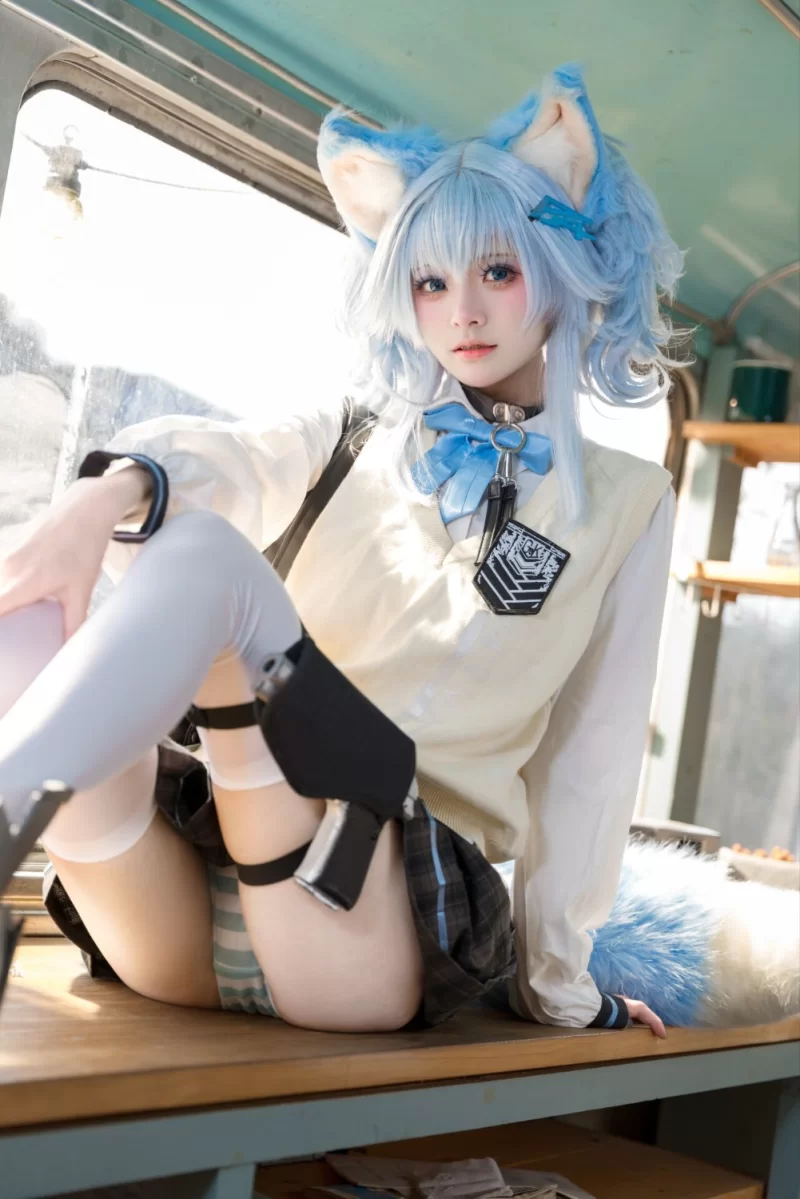 国产coser 九柒喵 －pa15超高校级心跳物语 [44P 348.73 MB]【44P+348M】