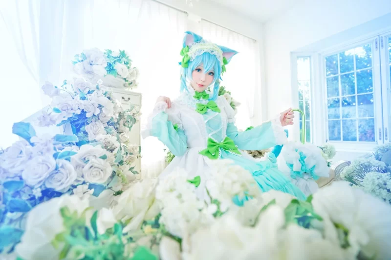 国产coser ElyEE子 猫耳下午茶 [24P 46.08 MB]【24P+46M】