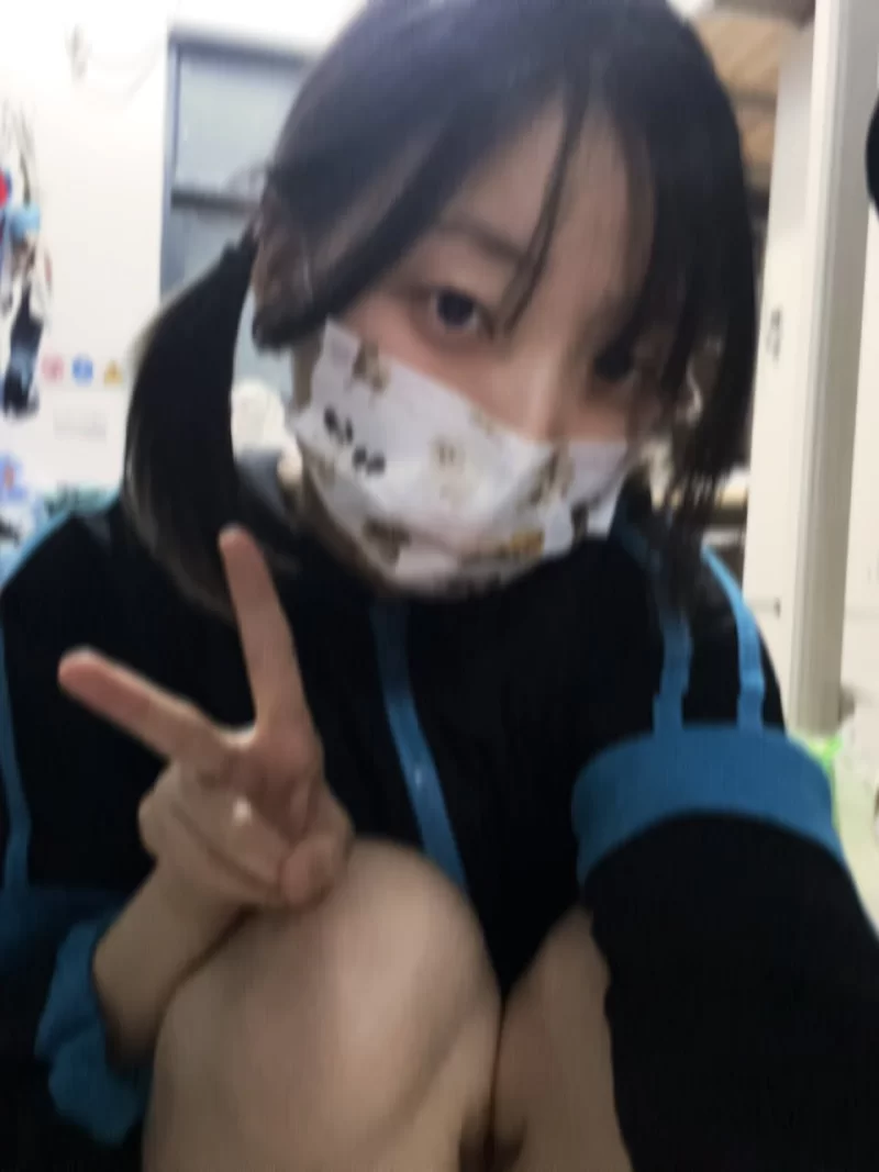 自拍 云盘高质露脸A级泄密，高颜值女大生私生活糜烂，日常各【27v108p+525M】