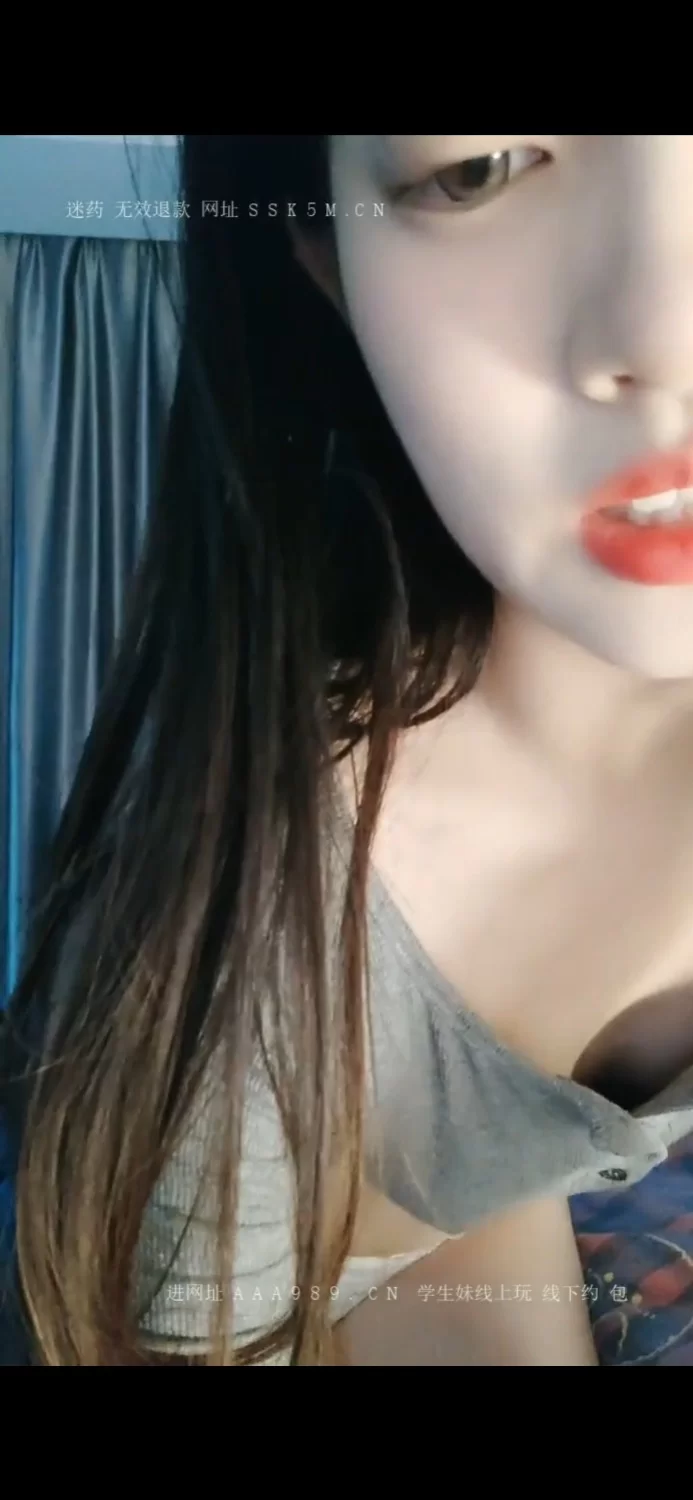 自拍 想要爸爸抱！纯欲系天花板！顶级尤物美少女，大眼睛甜美，脱下内裤掰嫩穴【1v+844mb】