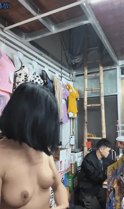 自拍 超大胆御姐cikaimoon-直接在点餐沙滩商场各种地方全裸露出【16V+8.82G】