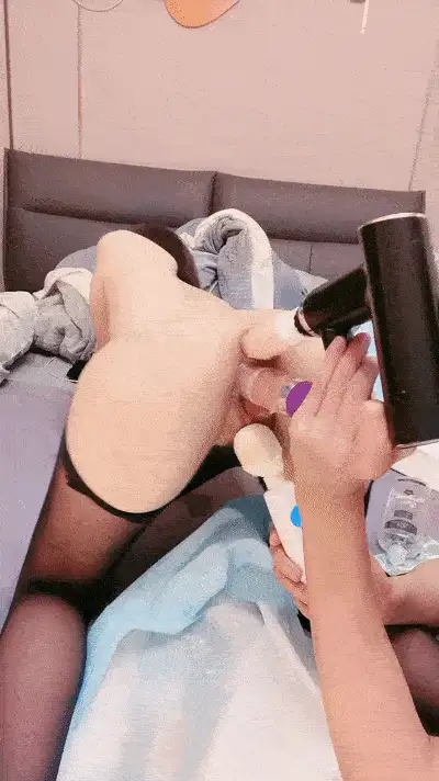 美女御姐 皮膚白皙，模特身材全裸自慰掰穴，道具自慰刺激陰蒂特【2+3599MB】