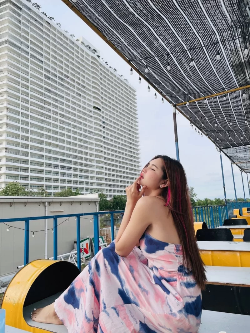 绿帽&换妻 Onlyfans atommie 泰国绿帽人妻献给单男啪声淫荡视频福利合集【1v+300m】