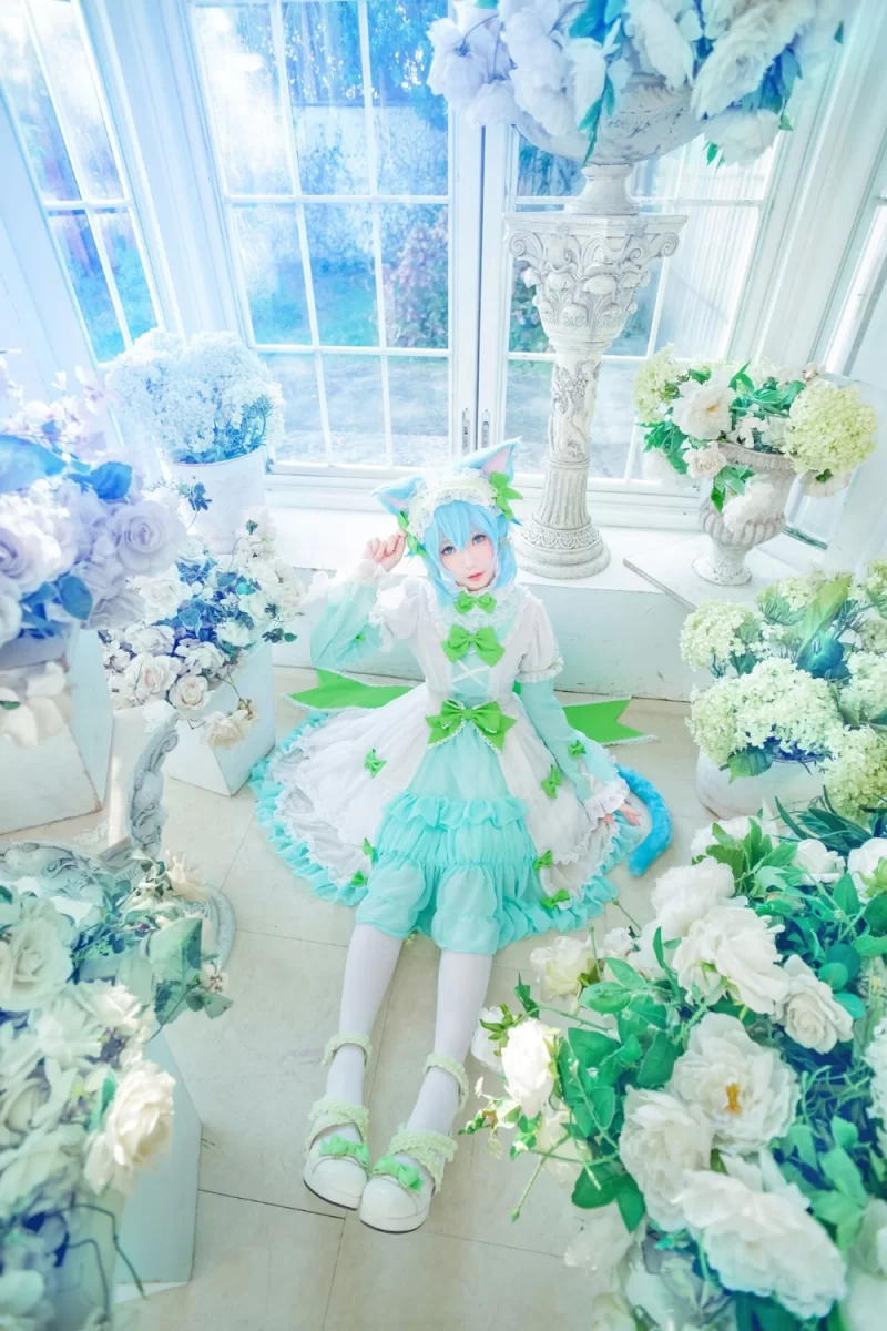 国产coser ElyEE子 猫耳下午茶 [24P 46.08 MB]【24P+46M】
