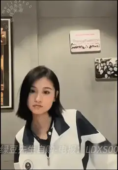 自拍 小李书记 高颜值校园女神 实际是条母狗【1v+1.05G】