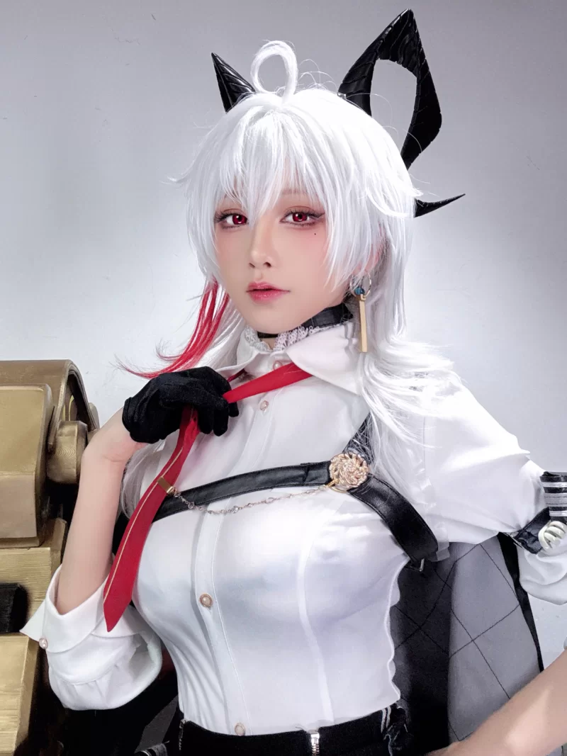 国产coser 水淼aqua NO.253 赞妮 自拍【30P+44MB】