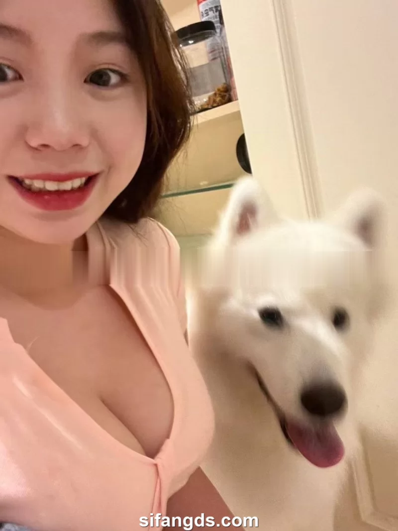 美女御姐 推特极品清纯萌妹 门槛福利 大尺度 这妹子太嫩了【1+540m】