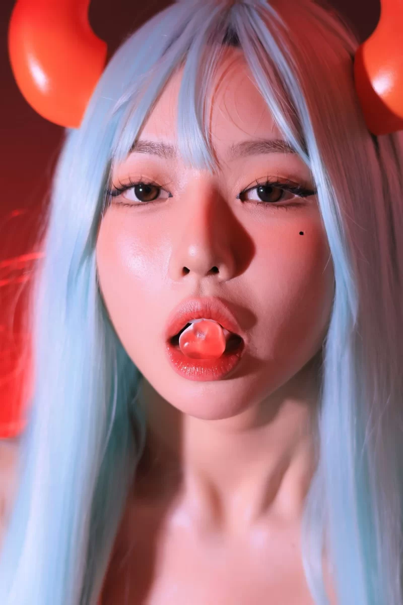 福利姬 Donggeuran董顾冉 NO.023 Red Succubus【241P+1.13GB】