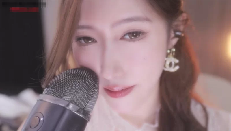ASMR 斗鱼ASMR超美主播[小一熟了]露脸舔耳【1V+109M】