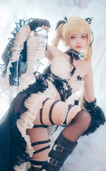 国产coser 稀有资源Irisuare - Marie Rose玛丽罗斯【68P+448M】