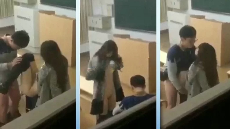 女大学生 █魔手☛外购█经典（学生情侣野战门、教室门）【7V+369M】