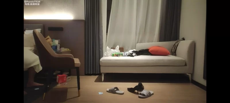 会所嫖娼类 胖子传媒工作室探花风骚轻熟女 真正的大骚逼 服务相当的好射了一些在腿上【1v+676m】