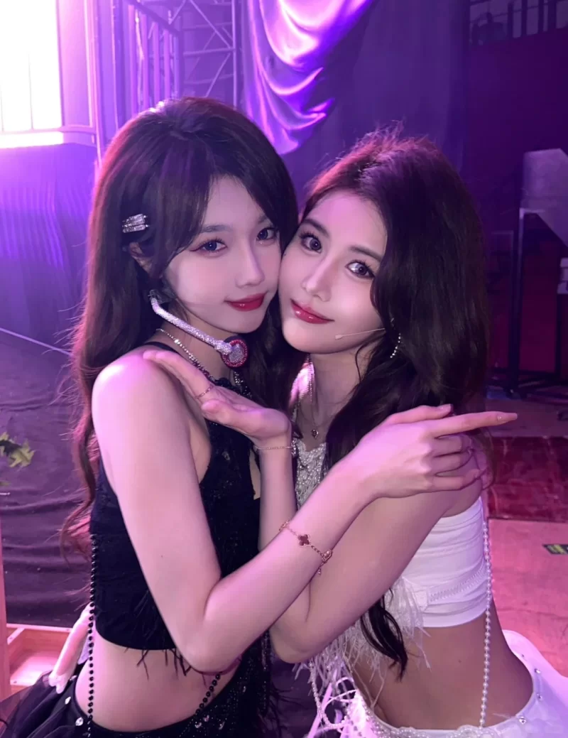 有撸点 明星 美女 啊嘿颜 高潮脸 图生视频 第八十八弹【12p12v+90mb】