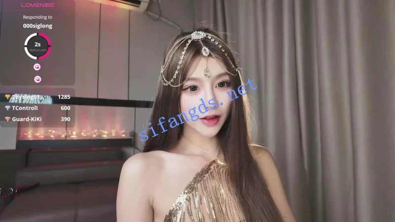 国产主播 Kiki-2025 超大合集 美艶修女吊带白丝淫荡潮喷【26V+18.6G】